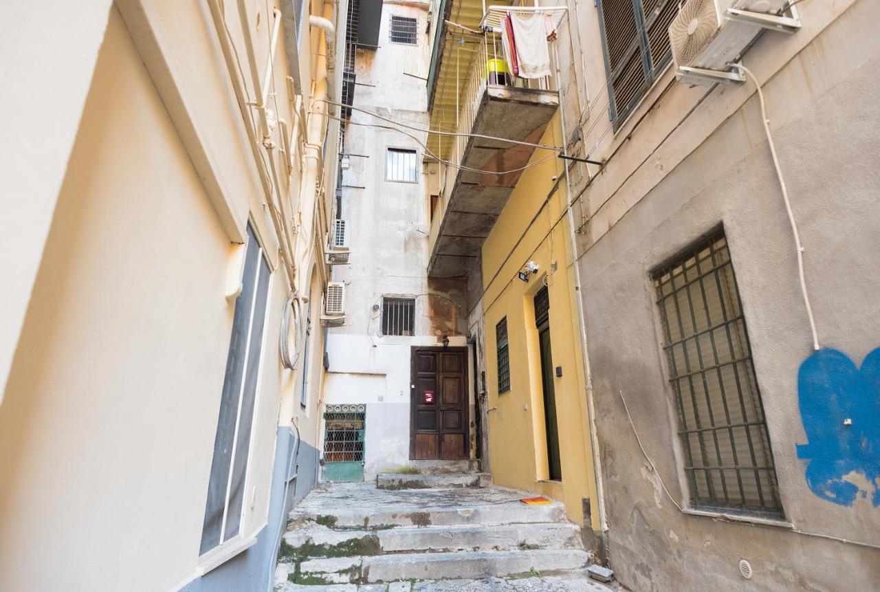 Napoli Centro, A Windows On The Monuments Apartment Exterior photo